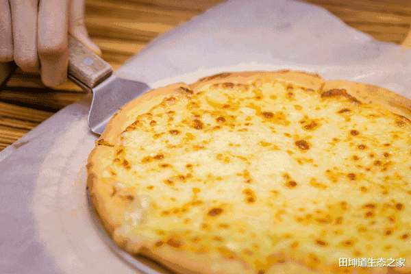  厨师|在制作披萨的时候，为什么卖那么贵还有人买，在家做这般便宜