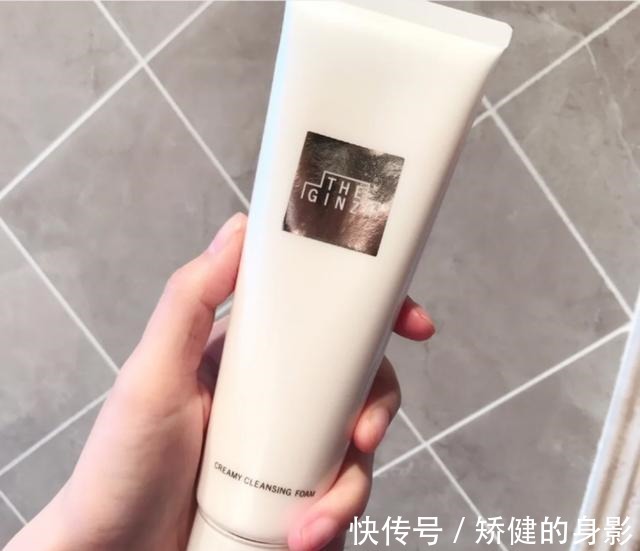 油皮|日系“网红洗面奶”测评CPB成黑马,贵妇用SK2,后两款性价比高!