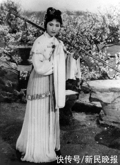 王志萍|一个抬眸，一个转身都是传承的足迹 师生版《西园记》昨上演