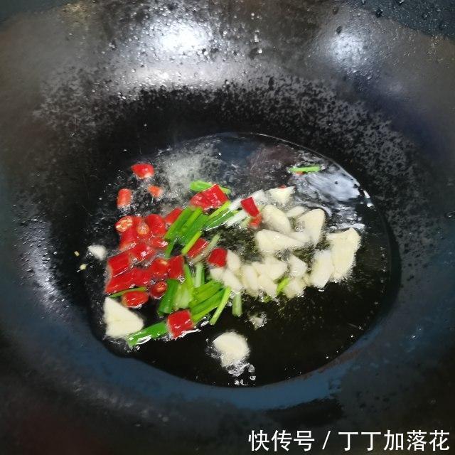 包菜|酸辣包菜，酸辣开味，做法简单