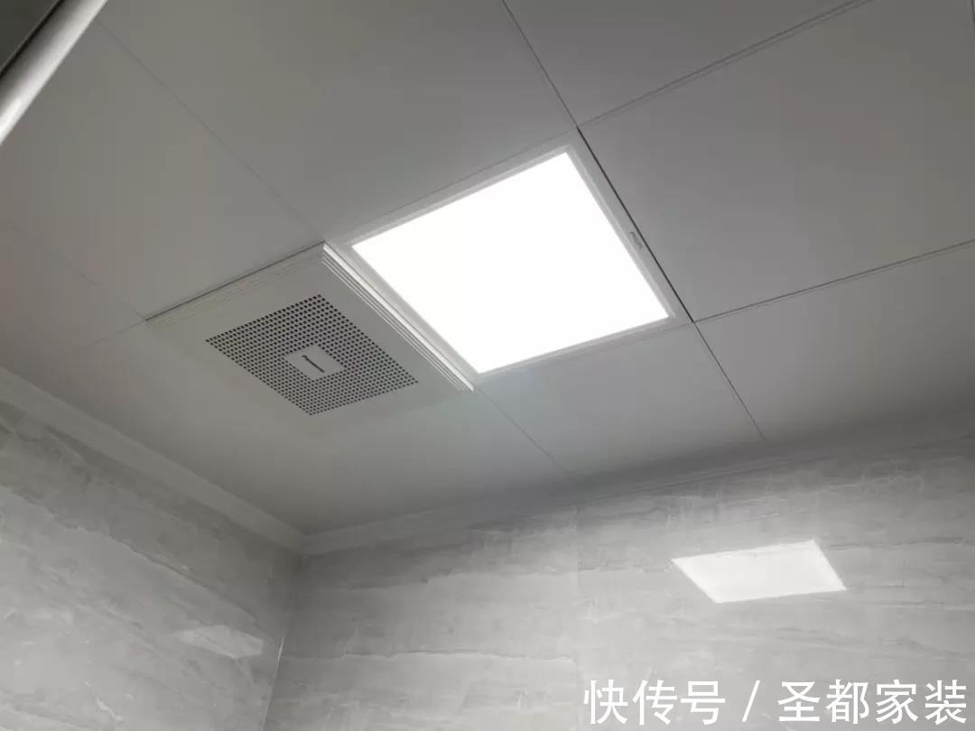 家装|卫生间没有窗户怎么办?圣都家装教你暗卫改造四大法