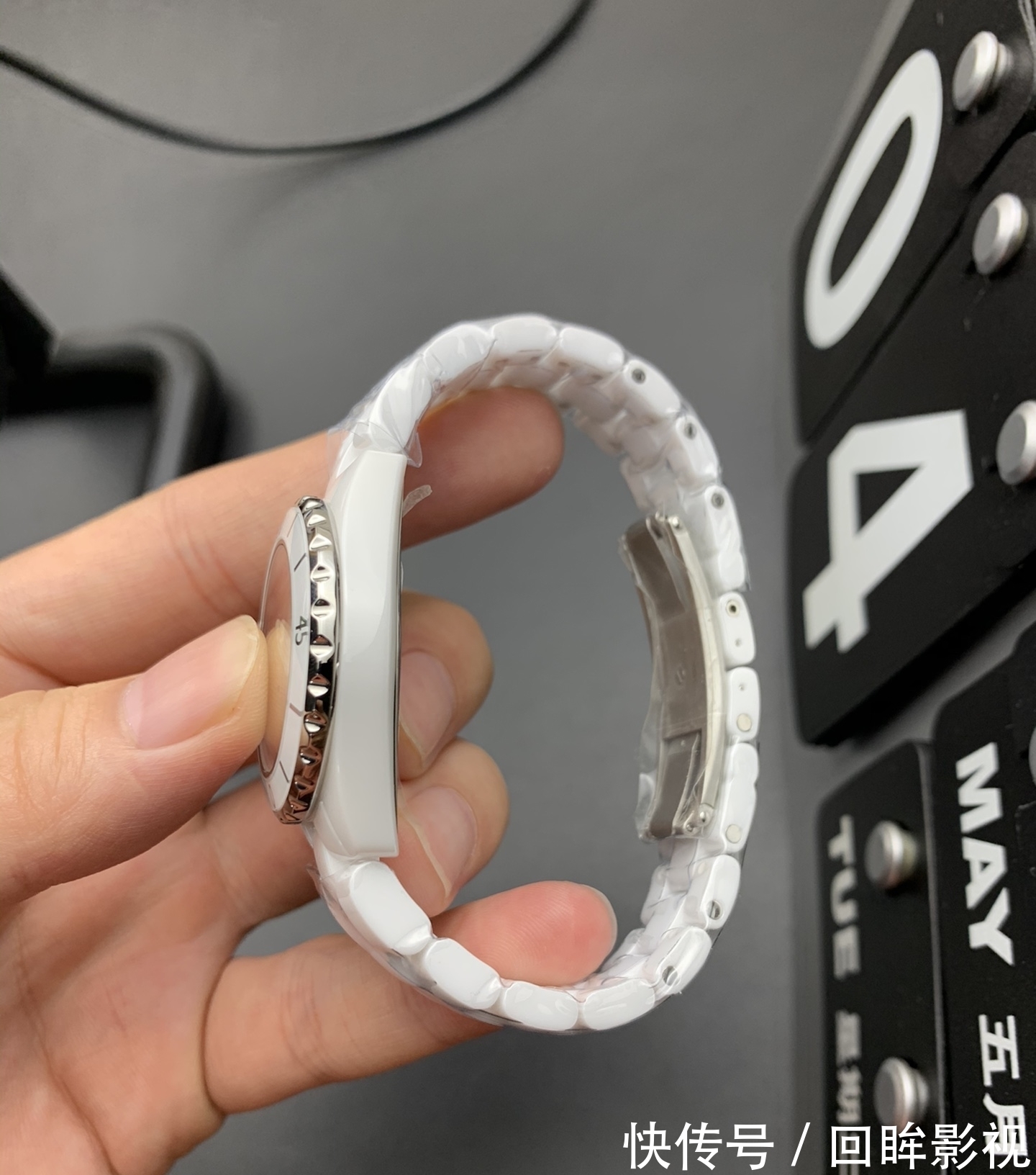 香奈儿 大富说表:XF”芯“选之作——“香奈儿J12系列