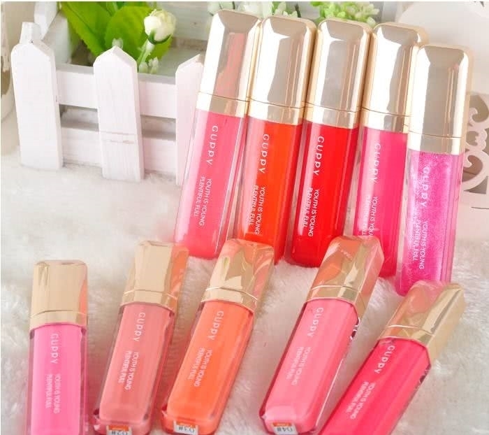 00后爱买的3款劣质化妆品,9.9包邮口红上榜,第3种别上脸