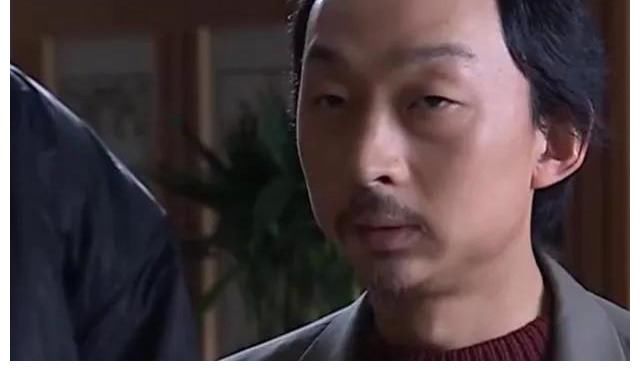 李光轩$最真实的盗墓电视剧，由一部小说改编，可惜小说找不到了！