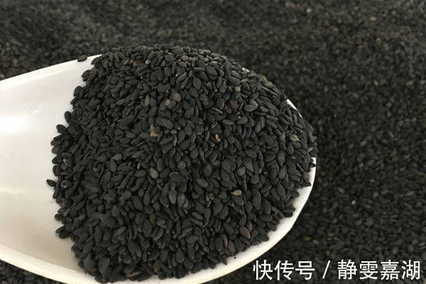 睡眠质量|女性过了四十岁,常吃两物补充体内雌激素,安稳度过更年期