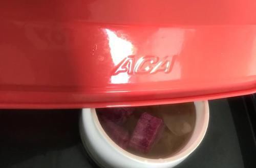 它是“天然清肠菜”，清理肠道，喝一碗等于慢跑1小时