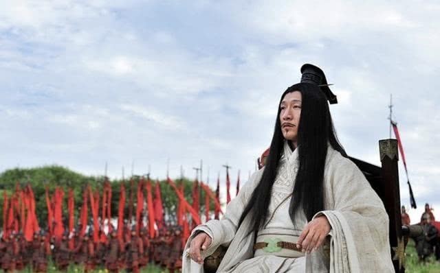 田忌|这个竹简的出现,揭示了庞涓的痛下狠手,皆因孙膑的狠毒