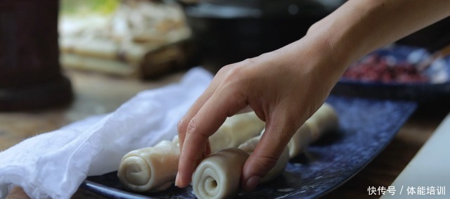 做一桌玫瑰,送给我最爱的你们~