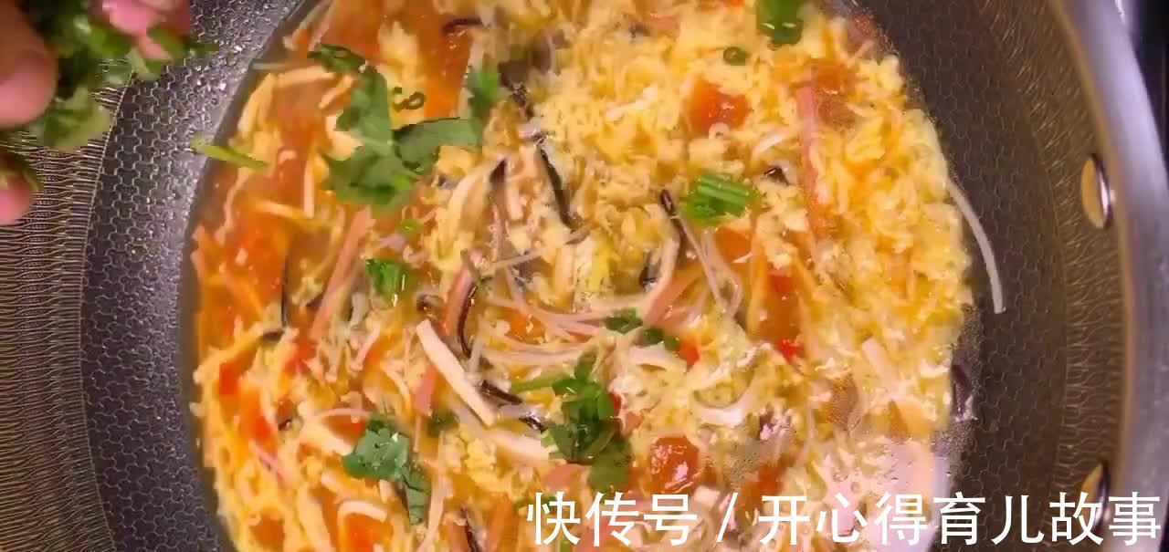 桑拿天，来碗汤浓味美的“酸辣汤”，消暑又去脂，比吃冷饮健康！