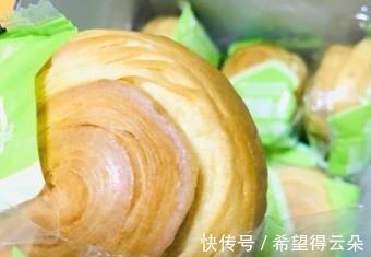 手撕面包|建议女生逛超市时，遇见这4款美食别错过，营养足，美味又便宜！