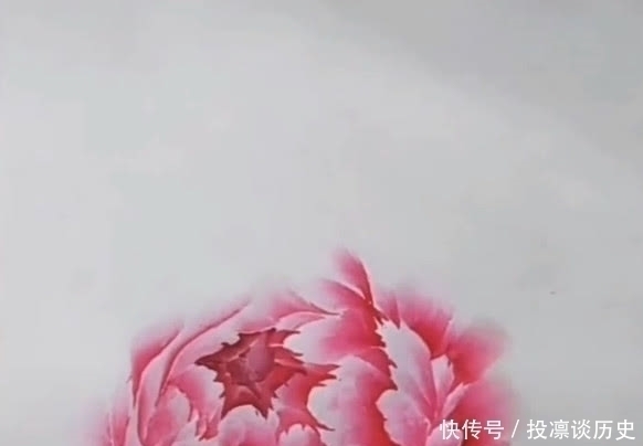 画笔#美术生画牡丹，随意的几笔就完成了，网友：传说中的国色天香