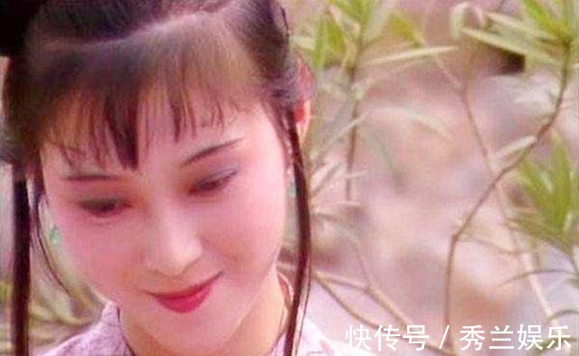 贾母$借着薛姨妈为邢岫烟定亲一事,薛宝钗的丑陋一面已经登台亮相