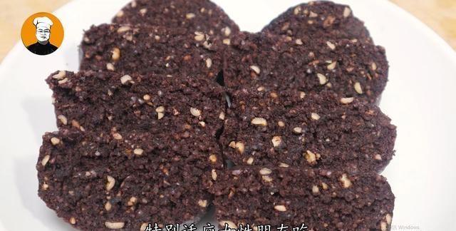 黑米别熬粥了,教你养生新吃法,加一碗红豆,香甜又松软