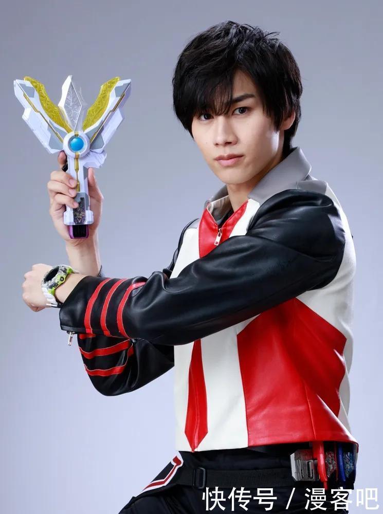 “令和版迪迦”特利迦奥特曼变白雪公主被唤醒,超强三形态作战