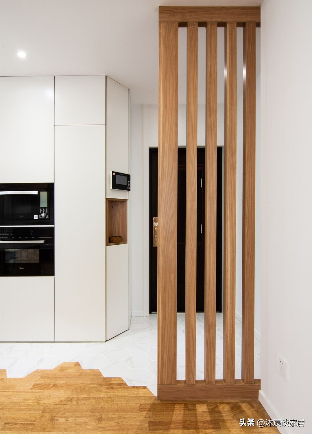 客厅|她家的客厅不一样，用卡座取代沙发，好看又实用，真是小户型救星