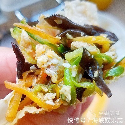  饺子|不蒸不煮，饺子这样做，皮脆馅鲜，超好吃