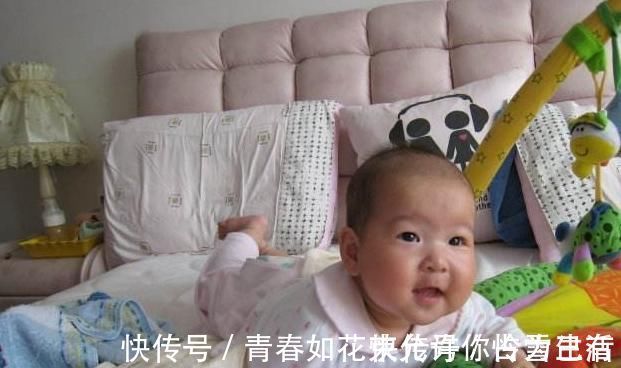 新生|新生宝宝如果在这个月会“翻身”说明宝宝发育很好,宝妈偷着乐吧