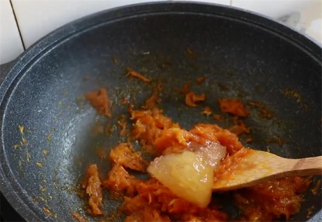 吃橙子的季节到了，买5个橙子做瓶蜂蜜橙子茶吃，清肠润肺助消化