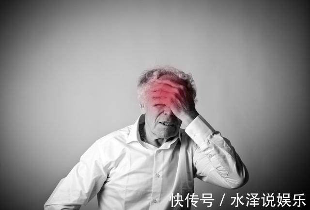 涌泉穴|牢记中风9大先兆，识别中风只需10秒！1个妙招，远离中风