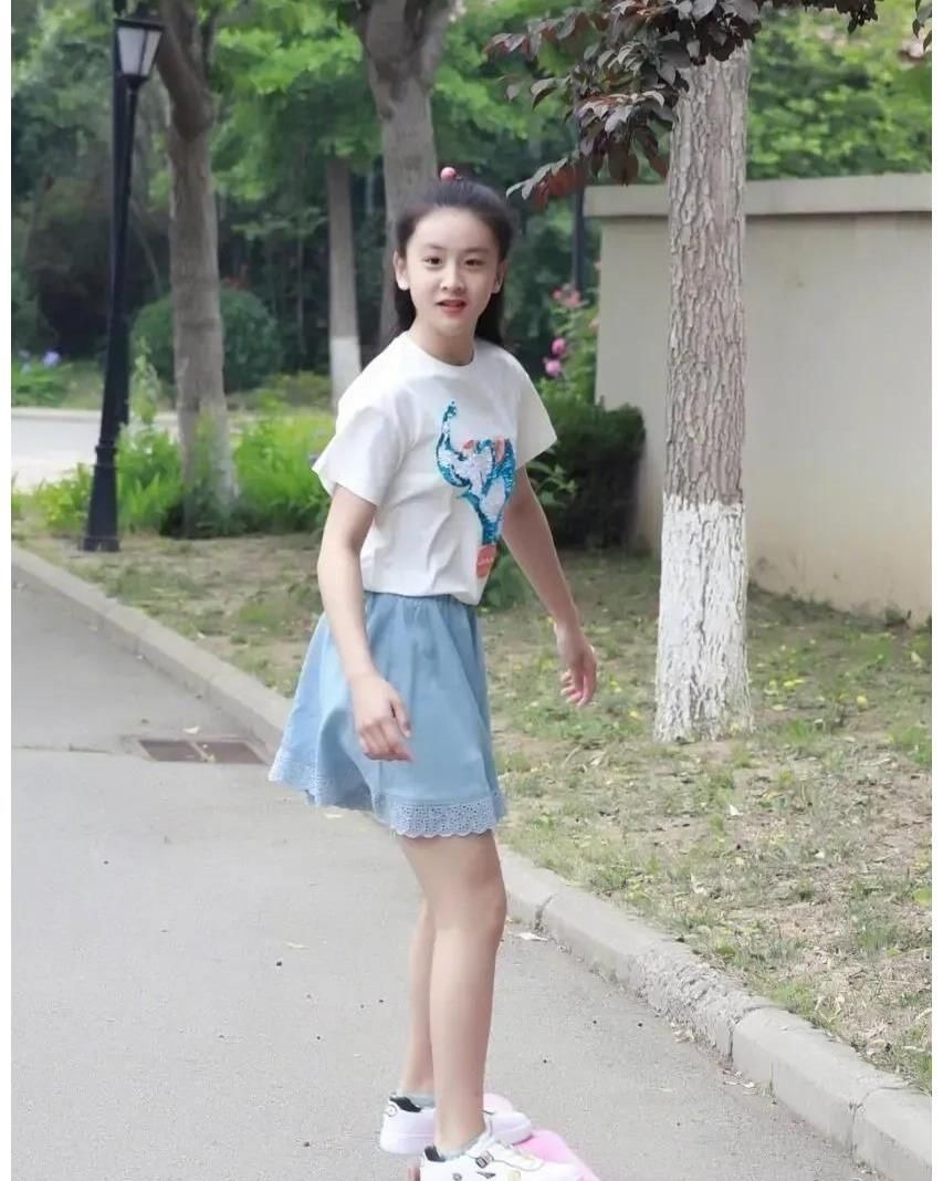 第一季爸爸去哪儿8年过去了,小演员都长大了,你还能认出来吗?