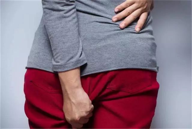 黄褐斑|女人,身体4出“变大”,很遗憾,你已老得很明显了