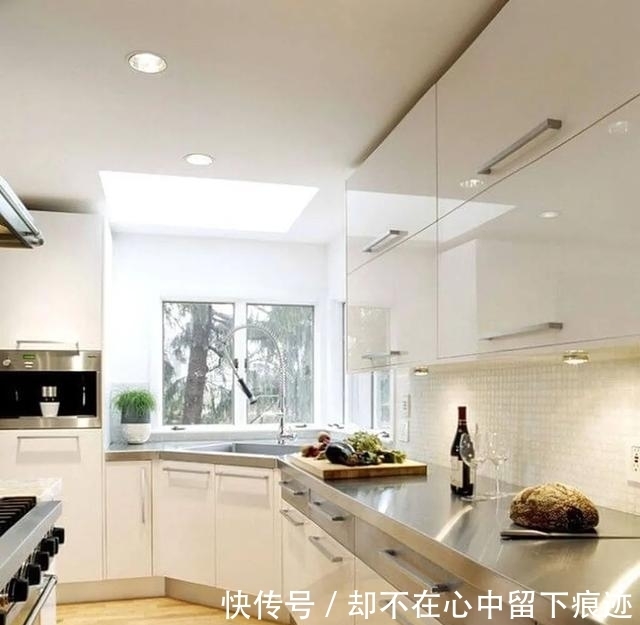 不锈钢|橱柜台面用上不锈钢,用过的都说真香