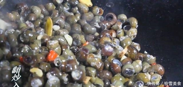 炒石螺最好吃的做法,简单美味又馋人,看看你喜欢吃不?