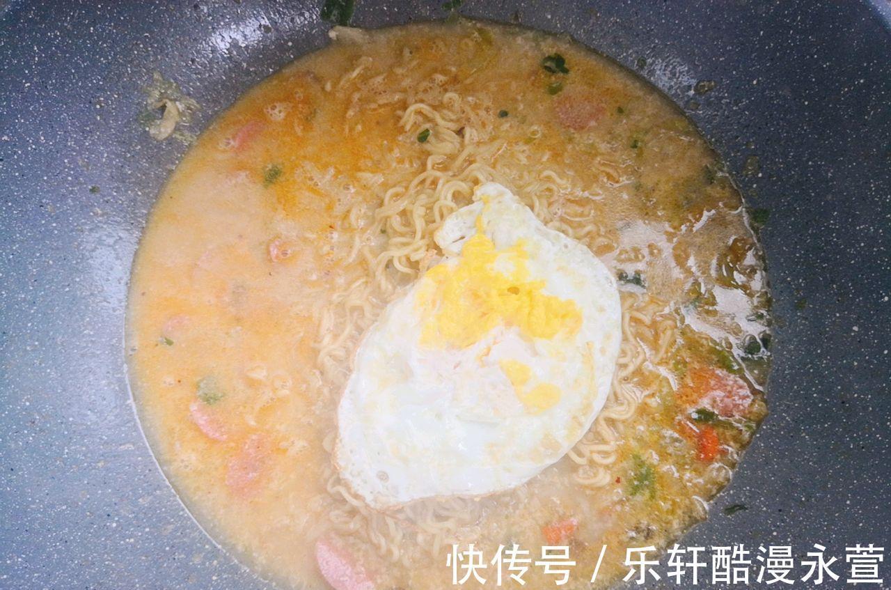 芝士片|泡面这样做，配上香浓芝士，美味又可口