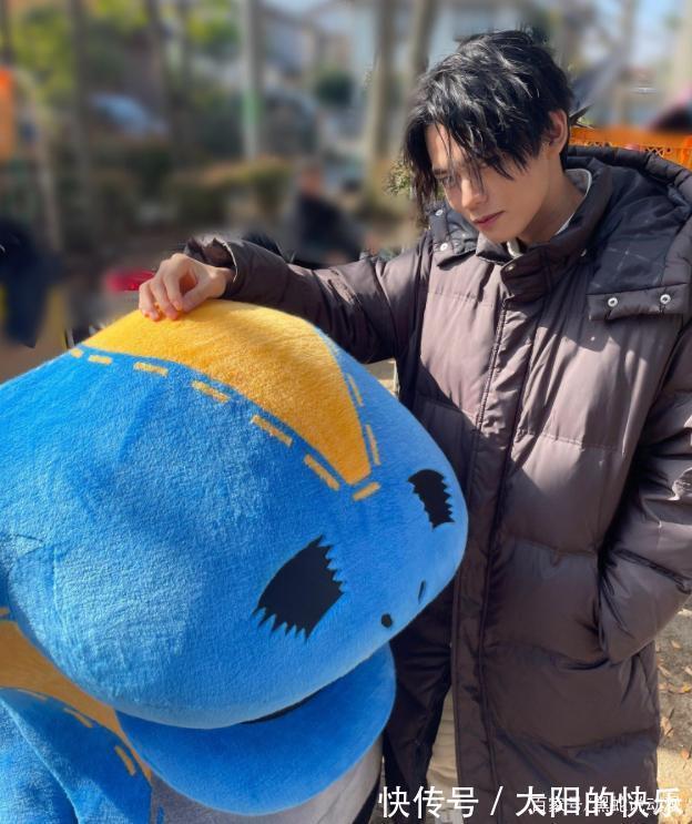 |假面骑士revice演员搞笑互动:谁都打不过的蜃楼开始欺负吉祥物