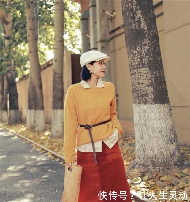 40岁女人,穿什么颜色最好看?这3个“干净色”,衬肤色显气质