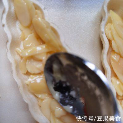 私房卖爆款！网红焦糖杏仁糯米船