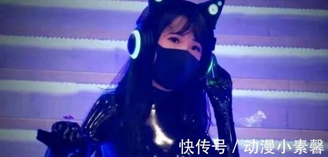 弊端|胶衣Cos弊端这么多,喜欢穿胶衣的都是哪些人?主要有三类