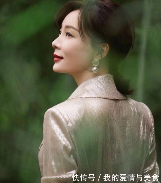 脱发 女人过了四十岁,做发型千万别踩这五种“雷”,显老又显土气