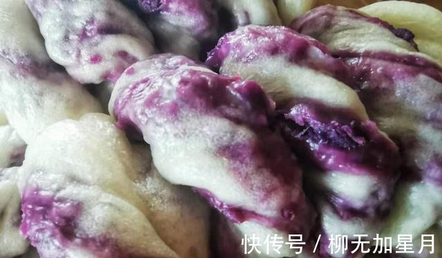 咩咩|大暑天做馒头再合适不过了，香甜宣软的紫薯馒头吃起来，营养美味！