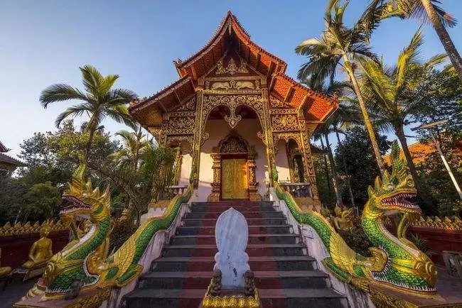 总佛寺|上榜《孤独星球》全球最佳旅行地，不用出国，也能感受东南亚风情