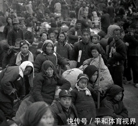 裙子@莫言为何说“那些有一千条裙子,一万双鞋子的女人们是有罪的”?