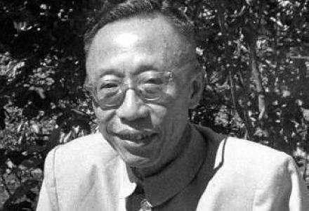 前半生|溥仪特赦后携妻重游故宫, 迎面碰见一大汉, 溥仪脸红耳赤脸色大变