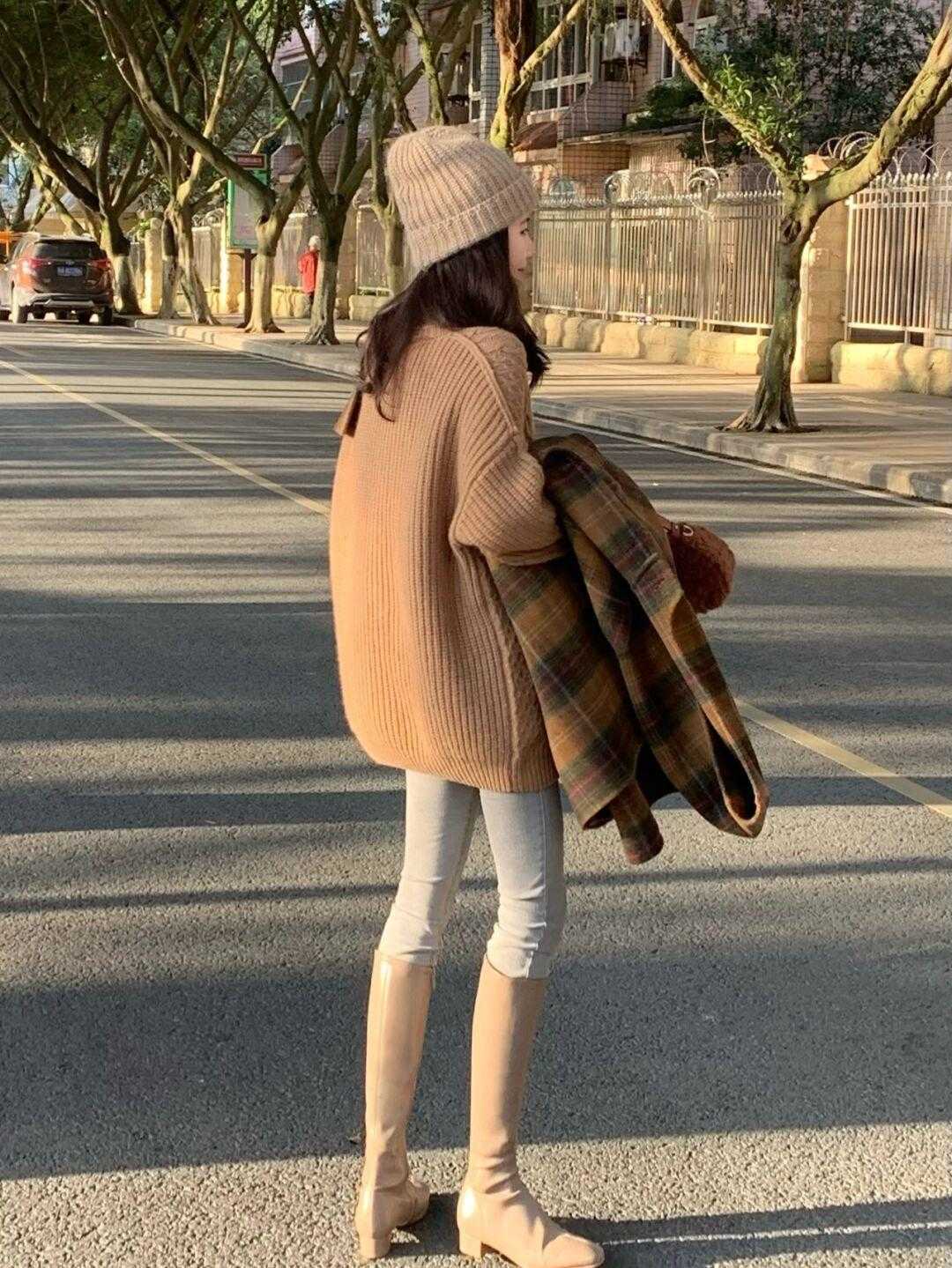 毛衣|冬色的大衣搭配，就该有森林的气息