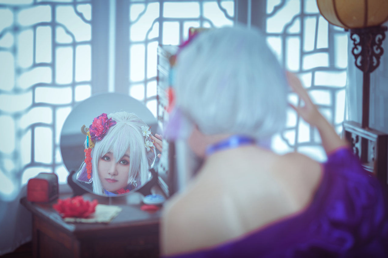 洛天依cosplay 三千世界鸦杀尽