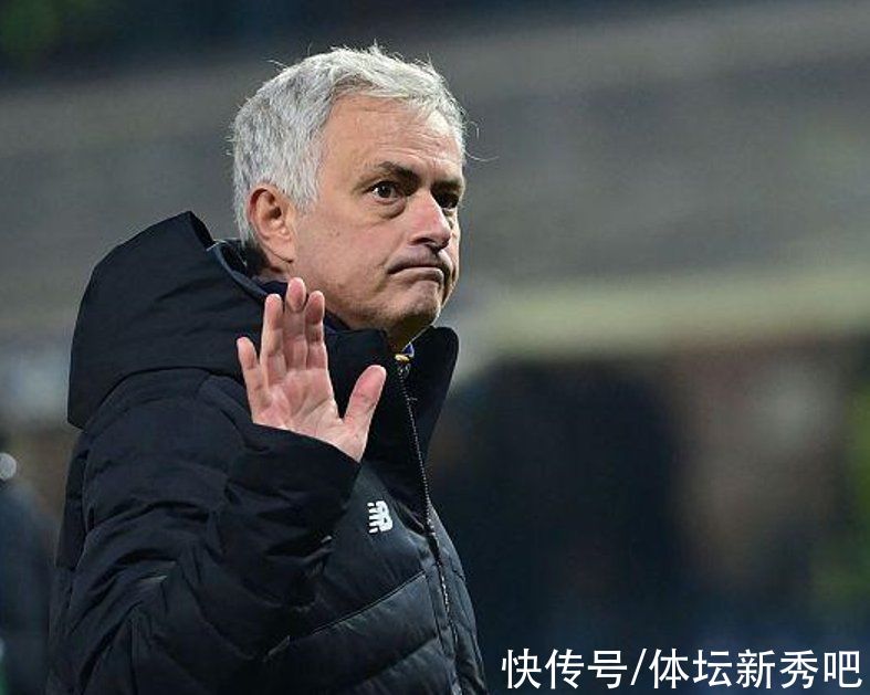 斯莫林|罗马这主力缺根筋！又在场边和穆帅争吵，不给教练面子，第二次了