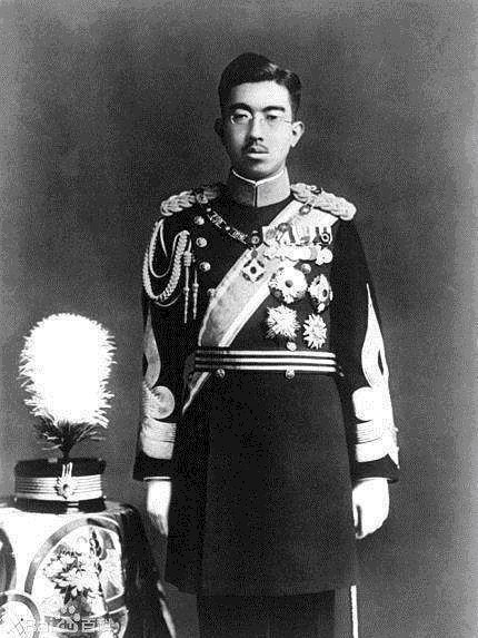 血脉|日本天皇首次访华,吃饭时要求撤掉这道菜,被中国义正言辞拒绝