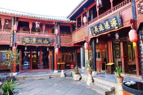 中年|云南一“巨富豪宅”,传说家中的钱堆成山,主人一生娶4个老婆