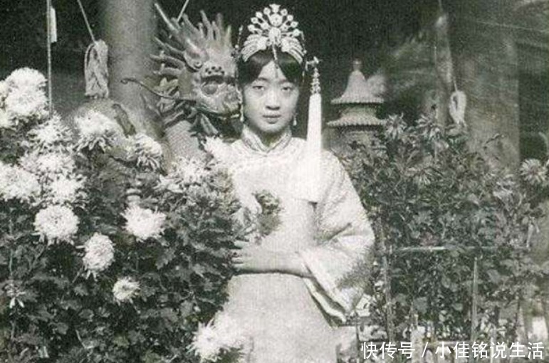 婉容|婉容生子后,被溥仪关在冷宫10年,获救后她的话令人唏嘘不已