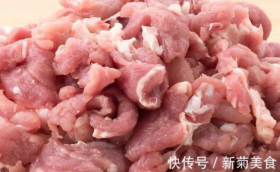 花椒粉|炸酥肉，到底用面粉还是淀粉教你一招，外酥里嫩，好吃不回软