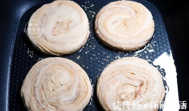 面团|想吃这饼不用买了,教你在家做,一卷一拧,外酥里软,比吃肉都香
