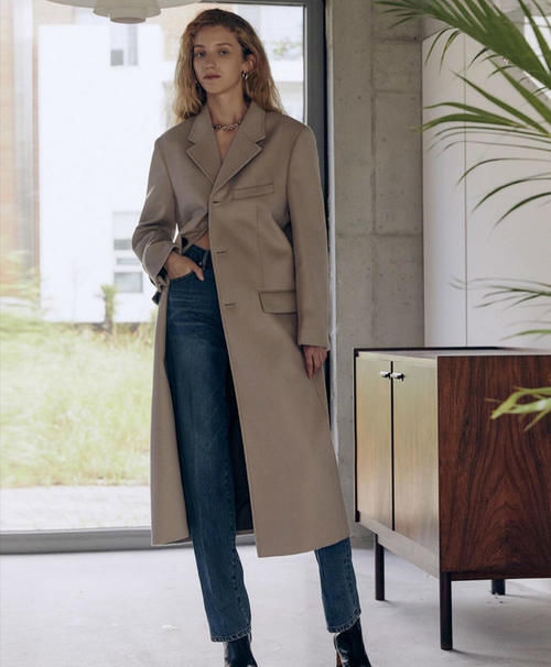 人人都有的驼色大衣，为何总穿不出它的精髓？8成可能是因为内搭