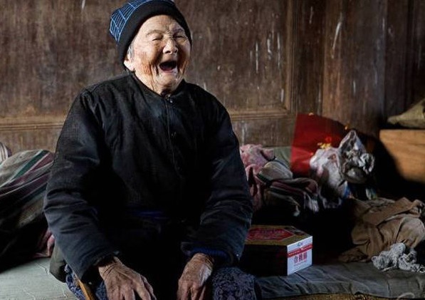 养生|什么是“饥饿养生”半夜3、4点睡不着四种疾病,饿饿就消失了