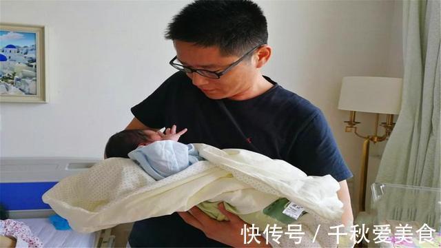 丈夫|产妇产房内生娃,7岁女儿独自房外等待,孩子的话让护士哽咽