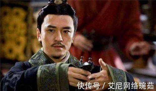 红袍$蛇真的存在复仇心理吗?古书曾多次提到,证明了蛇的复仇心理极强