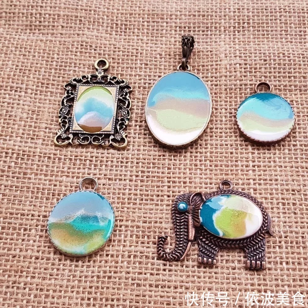 夏威夷&从没学过美术的她,用简单粗暴技法画画,让她成为了百万富豪